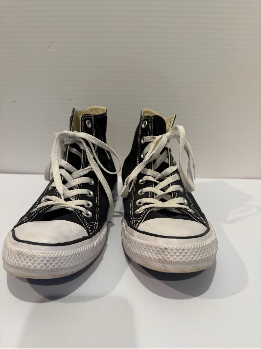 Size 9 - Converse Chuck Taylor All Star High Black men’s